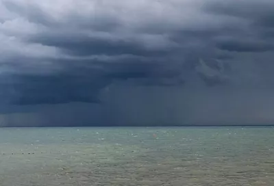 Ливни с грозами нагрянут в Сочи: когда на курорте испортится погода