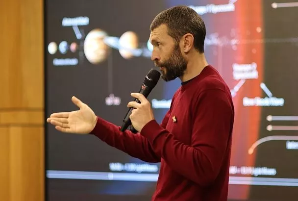 Звездный урок: астрофизик рассказал кубанским школьникам о самых интересных объектах во Вселенной