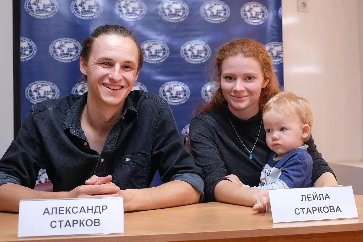 Наравне со взрослыми в экспедицию по Австралии отправилась полуторагодовалая внучка Константина Мержоева – Луна. Наравне со взрослыми в экспедицию по Австралии отправилась полуторагодовалая внучка Константина Мержоева – Луна.