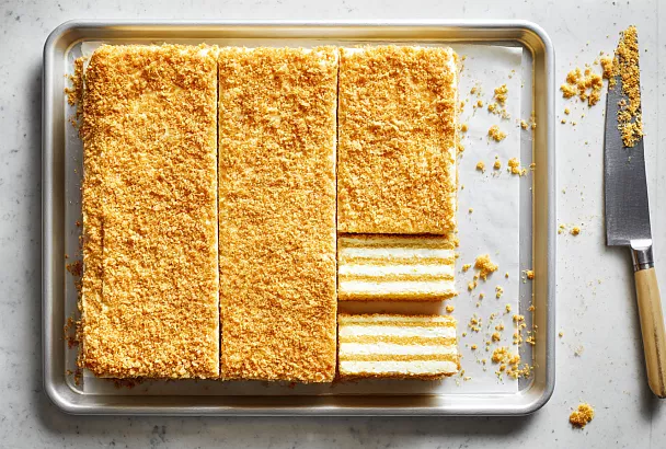 Большой медовый торт без раскатки коржей