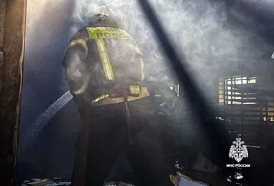 Кондитерский цех загорелся в Краснодарском крае