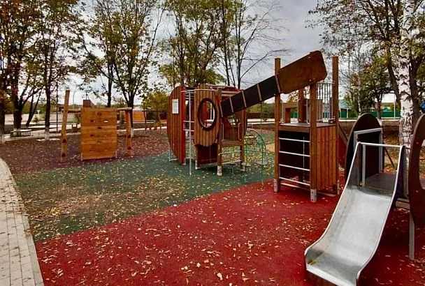 В хуторе Садовом Отрадненского района по нацпроекту благоустроили парк