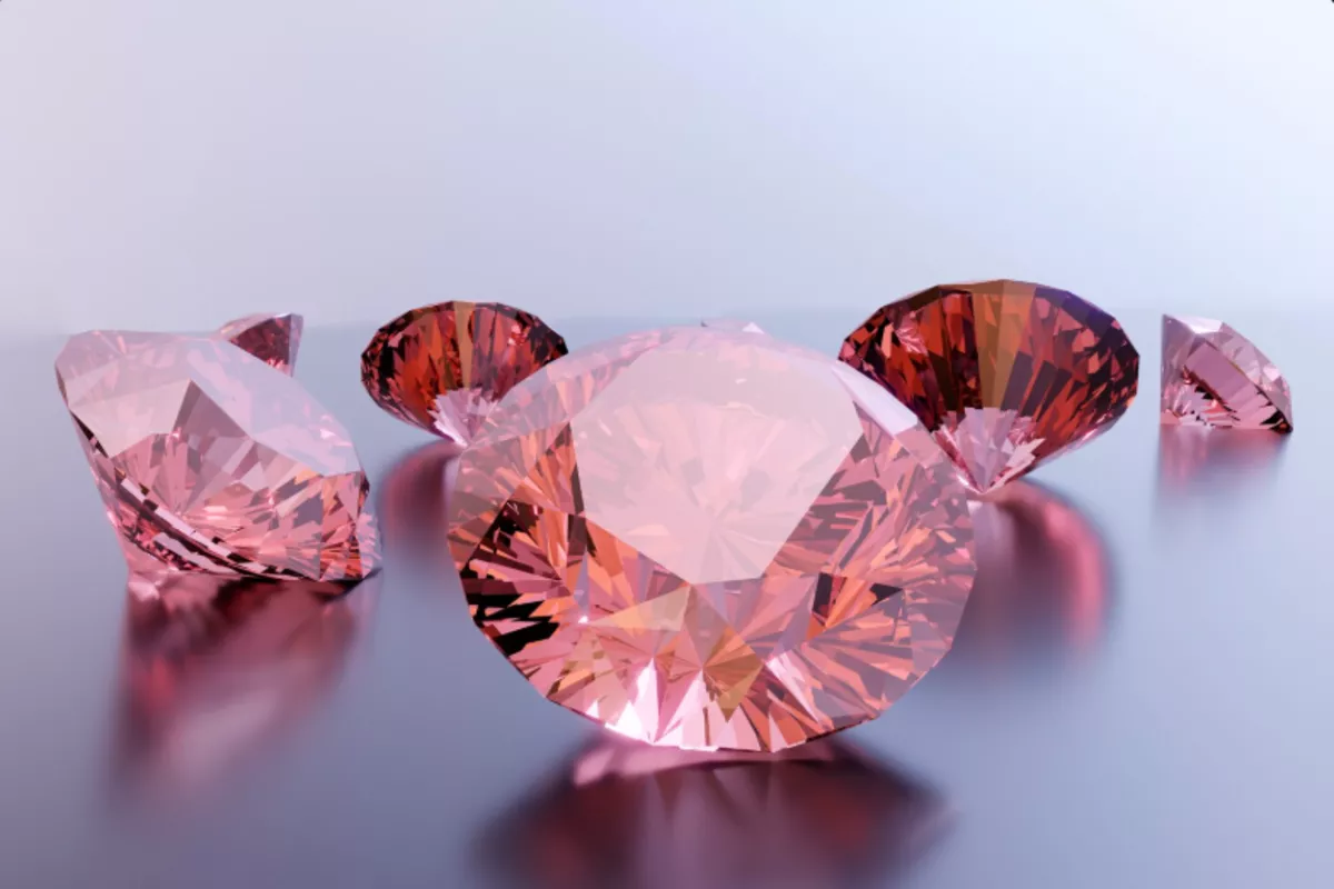 Мировой рынок алмазов лихорадит: февраль не дал однозначной динамики из-за тарифных войн США