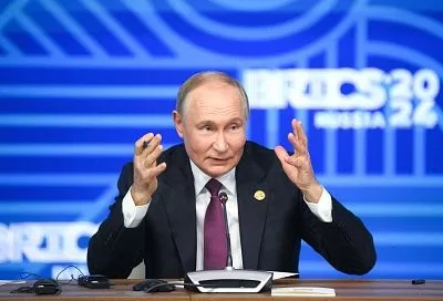 Путин заявил о необходимости построения экономики высоких зарплат в России