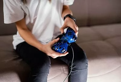 Уволили за World of Tanks — восстановили с компенсацией: суд встал на сторону работника