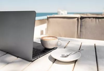 Сочи и Краснодар вошли в топ желанных направлений, где можно совмещать удаленку с путешествиями