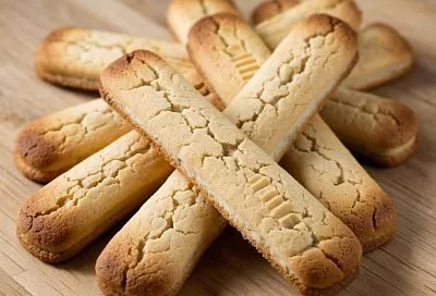 Печенье-палочки на сгущенном молоке: быстрый и невероятно вкусный десерт, который можно приготовить всего за 10 минут