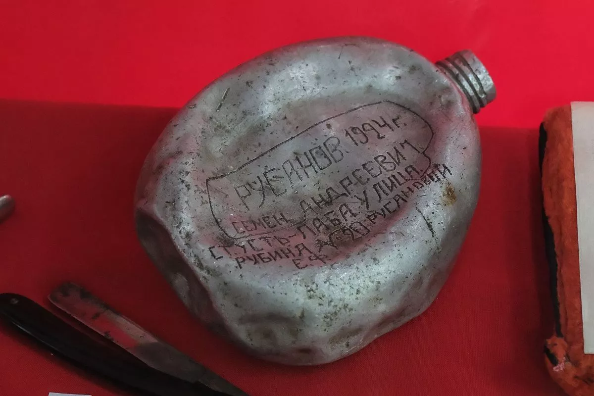 История одного экспоната: как фляжка бойца Семена Русанова вернулась домой 