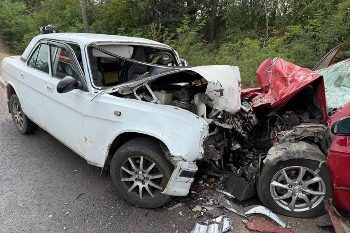 Три человека погибли в жестком ДТП с двумя легковушками в Адыгее
