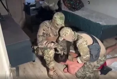 Двое подростков задержаны за попытку поджога релейного шкафа в Краснодаре