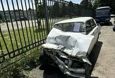 Автохлам убирают с улиц Краснодара: более 220 брошенных машин обнаружили в городе с начала года
