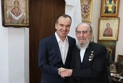 Вениамин Кондратьев поздравил Виктора Захарченко с 88-летием