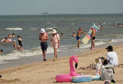 Ученые обнаружили на крымских пляжах следы солнцезащитных кремов и бытовой химии