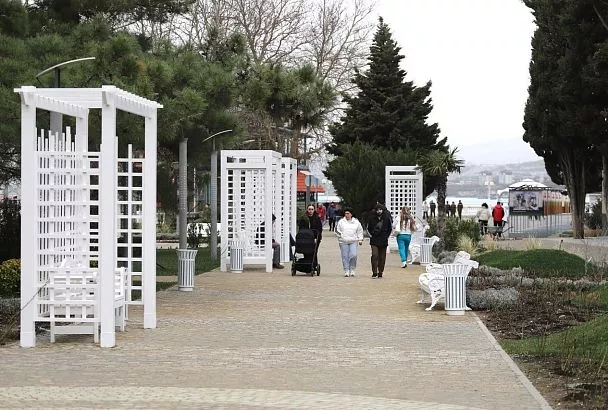 80 тыс. туристов с начала года принял Геленджик