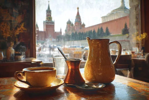 Никогда не лейте молоко сразу: бариста провёл эксперимент с кофе в турке — результат удивил