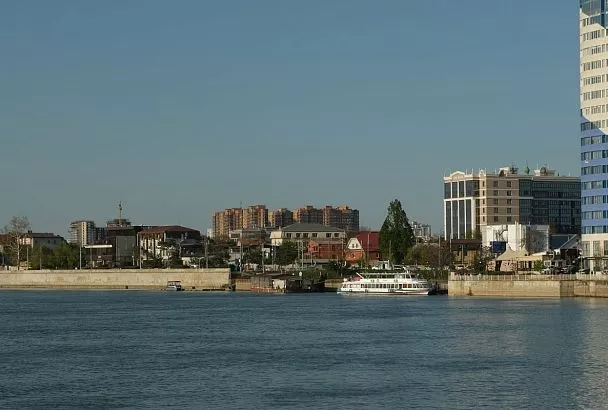 Краснодар вошел в топ-10 популярных направлений для отдыха на реках и озерах в июле