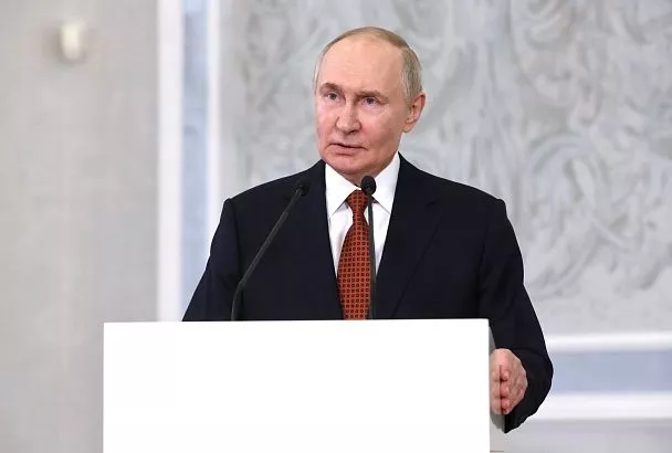 Путин пообещал зеркальный ответ на возможный захват Западом российских торговых судов
