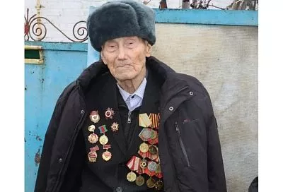 Губернатор Вениамин Кондратьев поздравил с юбилеем ветерана Великой Отечественной войны из Гулькевичского района