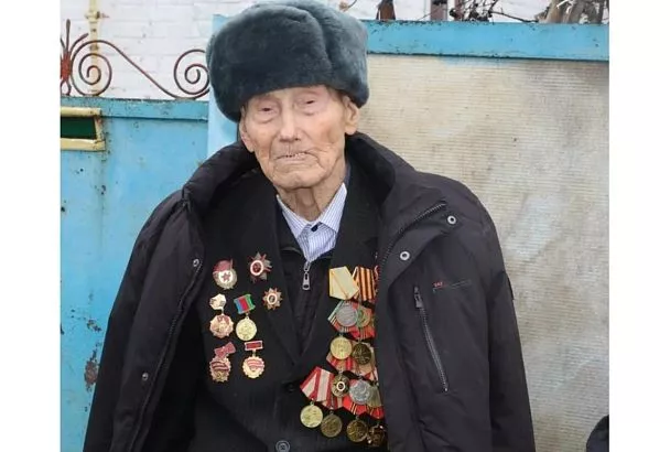 Губернатор Вениамин Кондратьев поздравил с юбилеем ветерана Великой Отечественной войны из Гулькевичского района