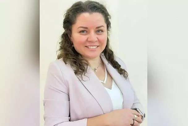 Вениамин Кондратьев поздравил победительницу конкурса «Воспитатель года Кубани» Наталью Милову