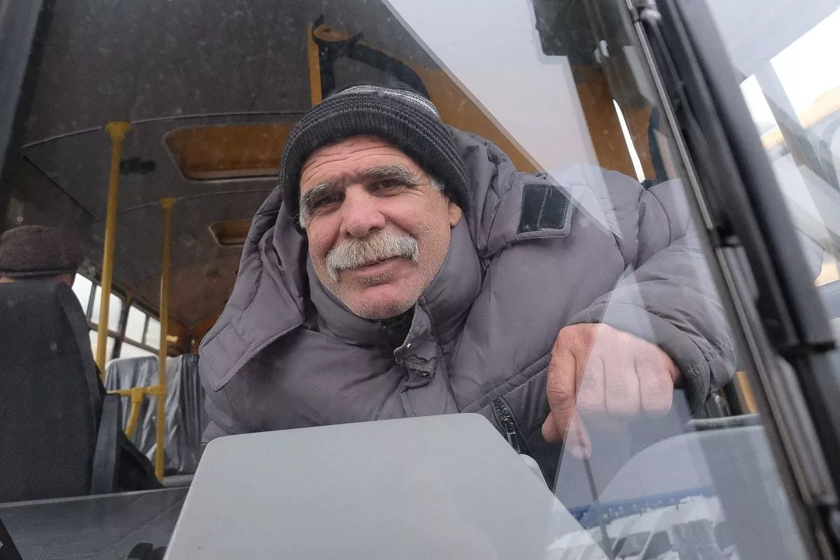 Ключи от новых автомобилей представителям муниципалитетов передал губернатор Вениамин Кондратьев