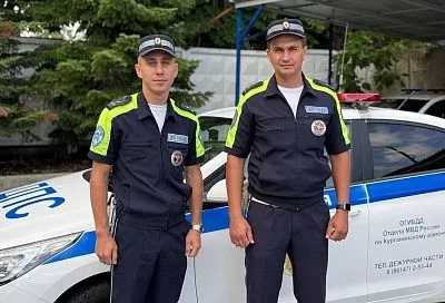 Шестилетнего мальчика с приступом эпилепсии помогли доставить в больницу Курганинска полицейские 