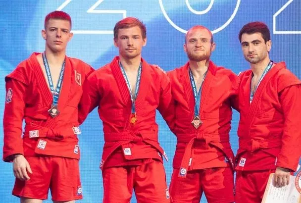 Самбисты из Краснодарского края завоевали семь медалей на чемпионате России