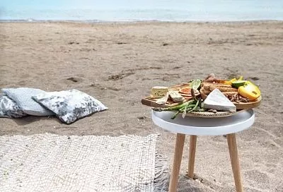 Почему мы болеем на море: гастроэнтеролог назвал настоящие причины летних отравлений