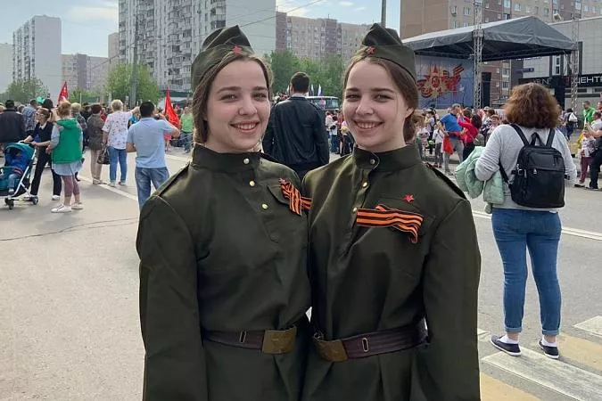 Валерия и Виктория Карпишины 