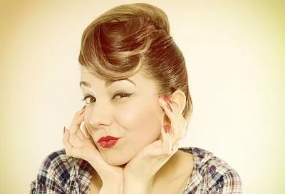 Профессионалы против и не зря: к каким последствиям может привести традиция делать самомассаж лица