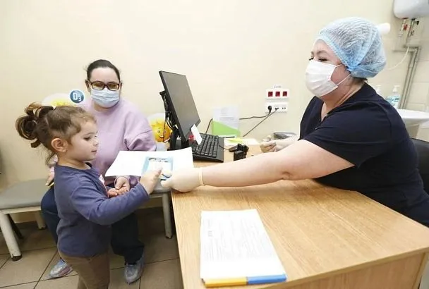 Вакцины от гриппа поступили в медучреждения всех городов и районов Краснодарского края