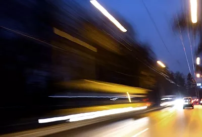 Автомобилистов обязали уступать дорогу по новым правилам