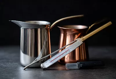 Чем дорогая медная турка отличается от дешёвой: стоит ли переплачивать