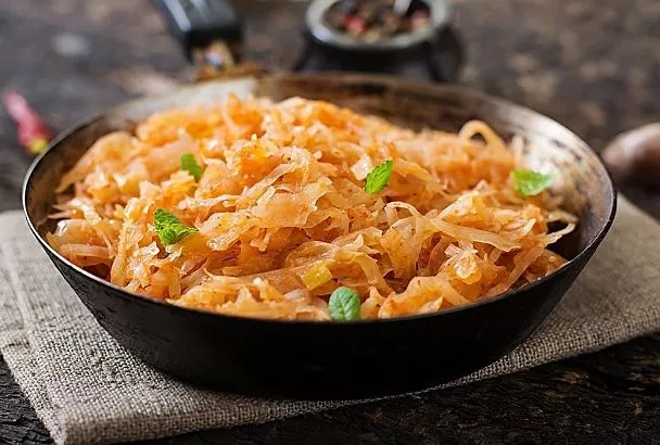 Тушеная капуста с тыквой: готовим гарнир, который превратит обычный ужин в праздник! Без вреда для фигуры