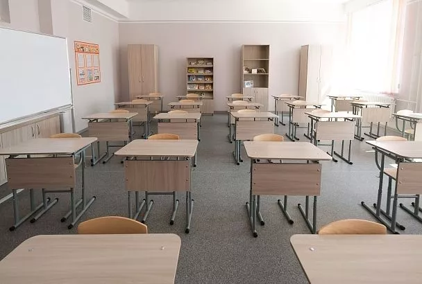 В Славянском районе отменили занятия в школах из-за беспилотной угрозы