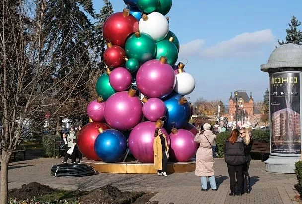 Опрос показал, сколько жителей Краснодара ощущают новогоднее настроение