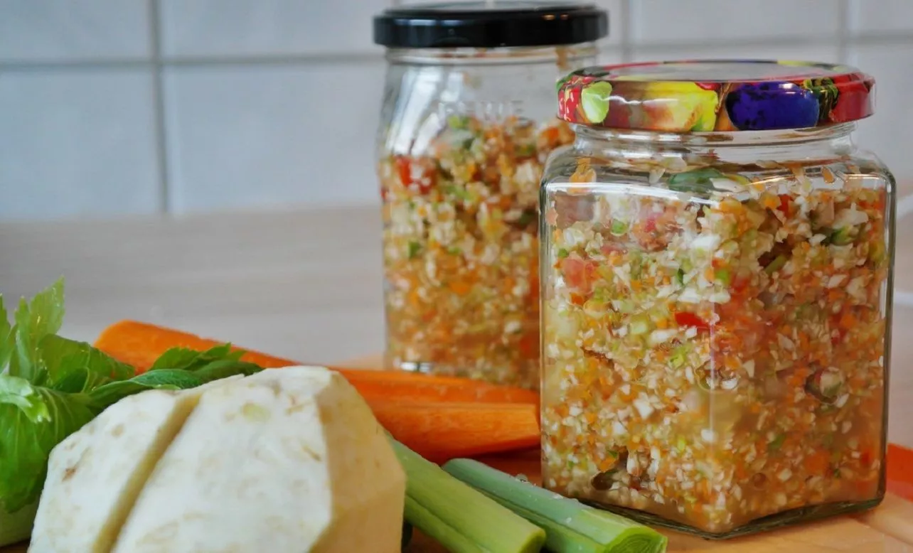 Заправка для супа и соуса: как сделать дома, чтобы потом не тратить время на чистку и нарезку овощей