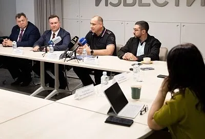 «Мама, я просто хотел заработать»: почему школьники и студенты становятся посредниками мошенников