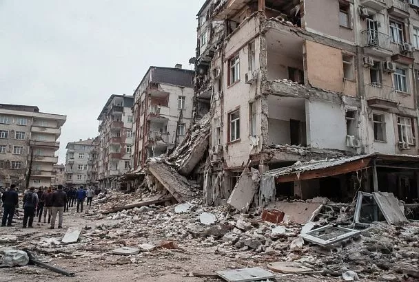 Более 770 зданий разрушены и повреждены после мощного землетрясения в Венесуэле