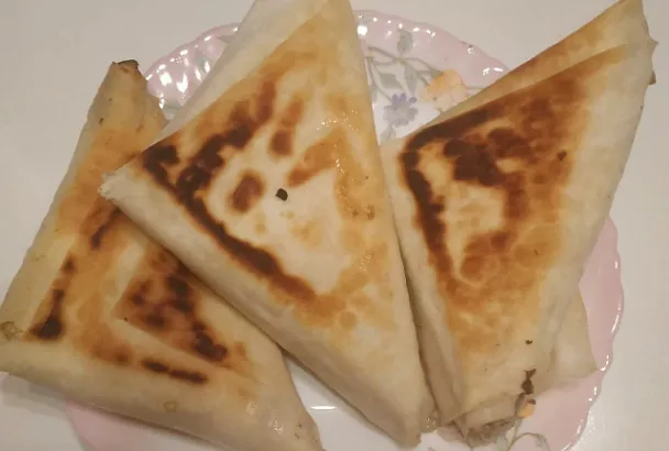 Лаваш с рыбными консервами: 5 минут, и легкий перекус (постный) трещит за ушами — идеально на завтрак или обед