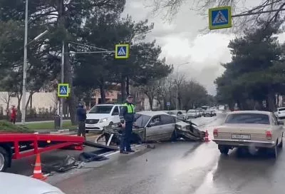 В Геленджике в результате ДТП погиб 28-летний водитель «БМВ»