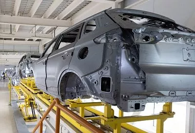 Самые лучшие тачки: Мантуров раскрыл, какие новые машины появятся у россиян в 2024 году