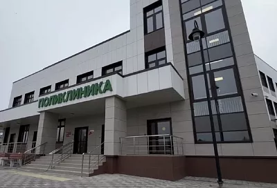 Александр Руденко проверил строительство поликлиник в двух районах Кубани