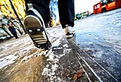 Этот метод прост и доступен каждому. Как защитить обувь от гололеда: 5 простых методов