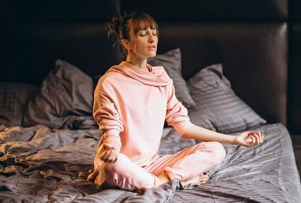 Топ-3 упражнения йоги перед сном: 15 минут для крепкого сна - просто и эффективно