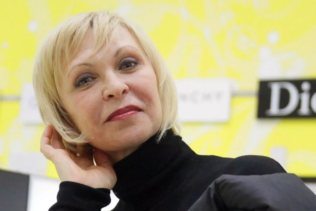 "Что касается образа, то я все вернула обратно: стрижку, цвет волос, макияж"