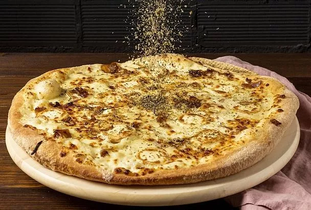 Дрожжевое тесто для пиццы с пузырьками – воздушное, эластичное, с хрустящей корочкой