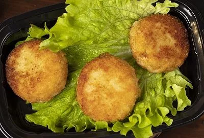 Теперь из морской рыбы получаются только нежные и воздушные котлеты: секрет в 1 ингредиенте