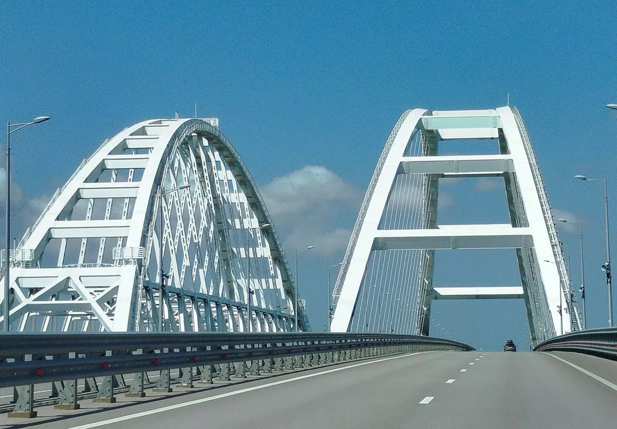 Какая обстановка на подъездах к Крымскому мосту