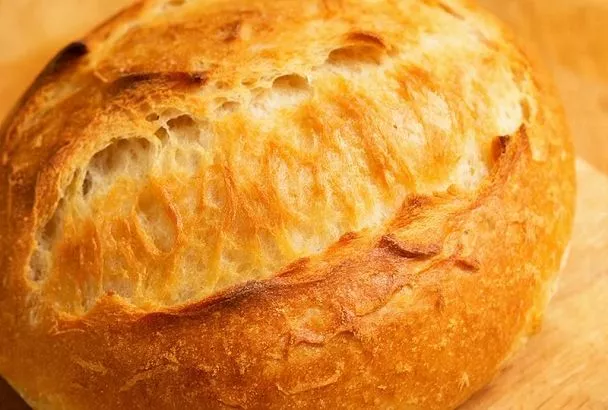 Неаполитанская чиабатта «3 стакана»: не требует замеса, а получается с хрустящей корочкой и воздушным мякишем